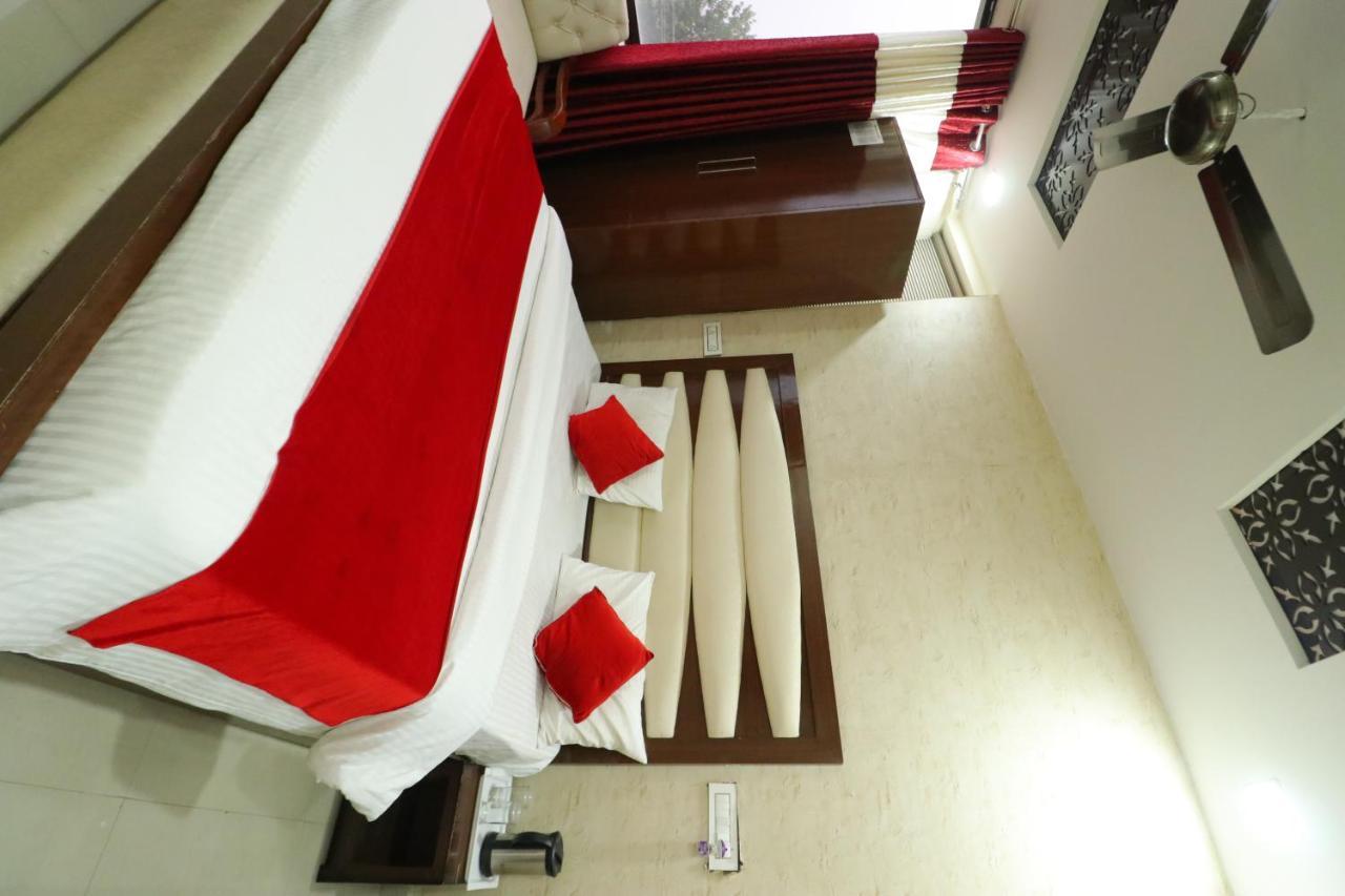 Hotel Eurasia Mohali International Airport Zirakpur Exterior foto